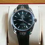 Omega Seamaster Aqua Terra 220.12.38.20.10.001 (2025) - Green dial 38 mm Steel case (5/8)
